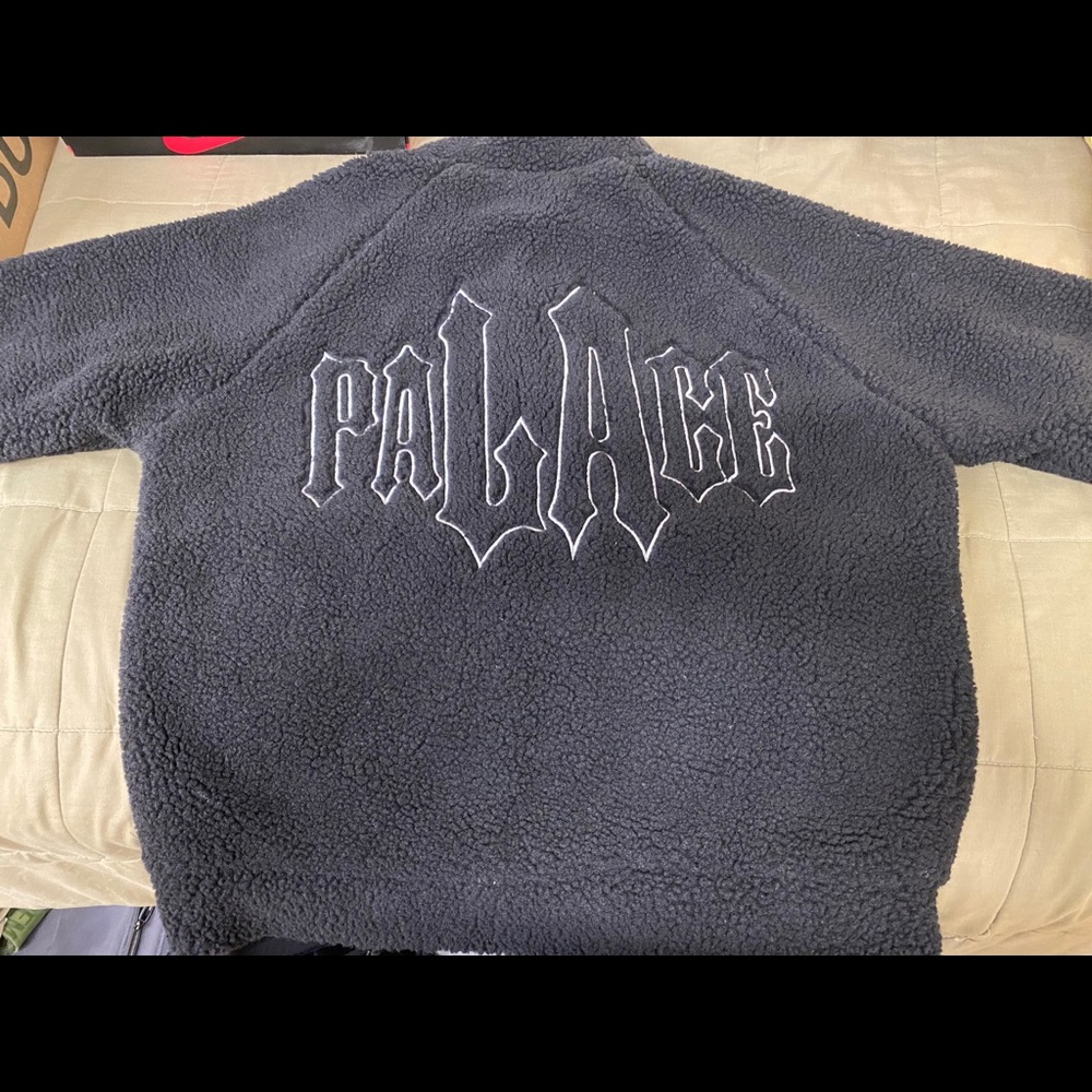 BLACK PALACE SHERPA JACKET